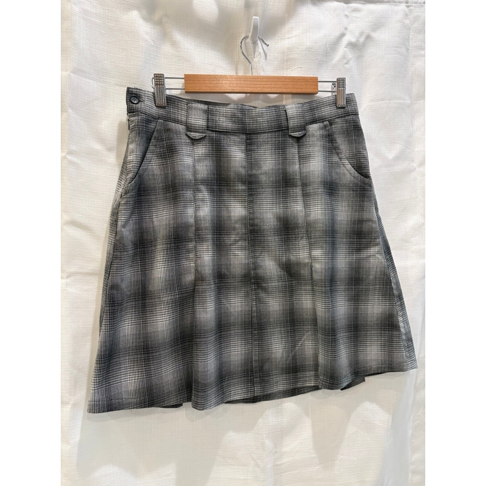 Grey Plaid Pleated Mini Skirt with Pockets and‎ Side Zip Grey Black Check